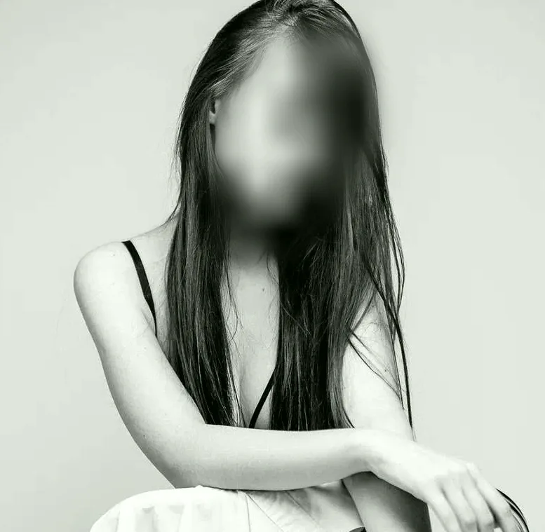 Nicoleta, 19 anni